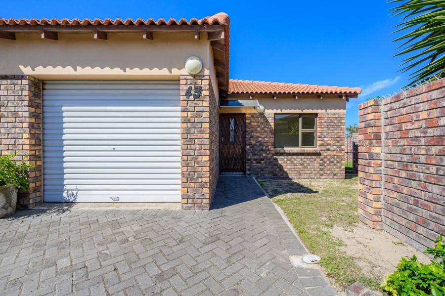 3 Bedroom Property for Sale in Humewood Eastern Cape